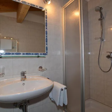 Oda ve Kahvaltı Garni Dorfblick